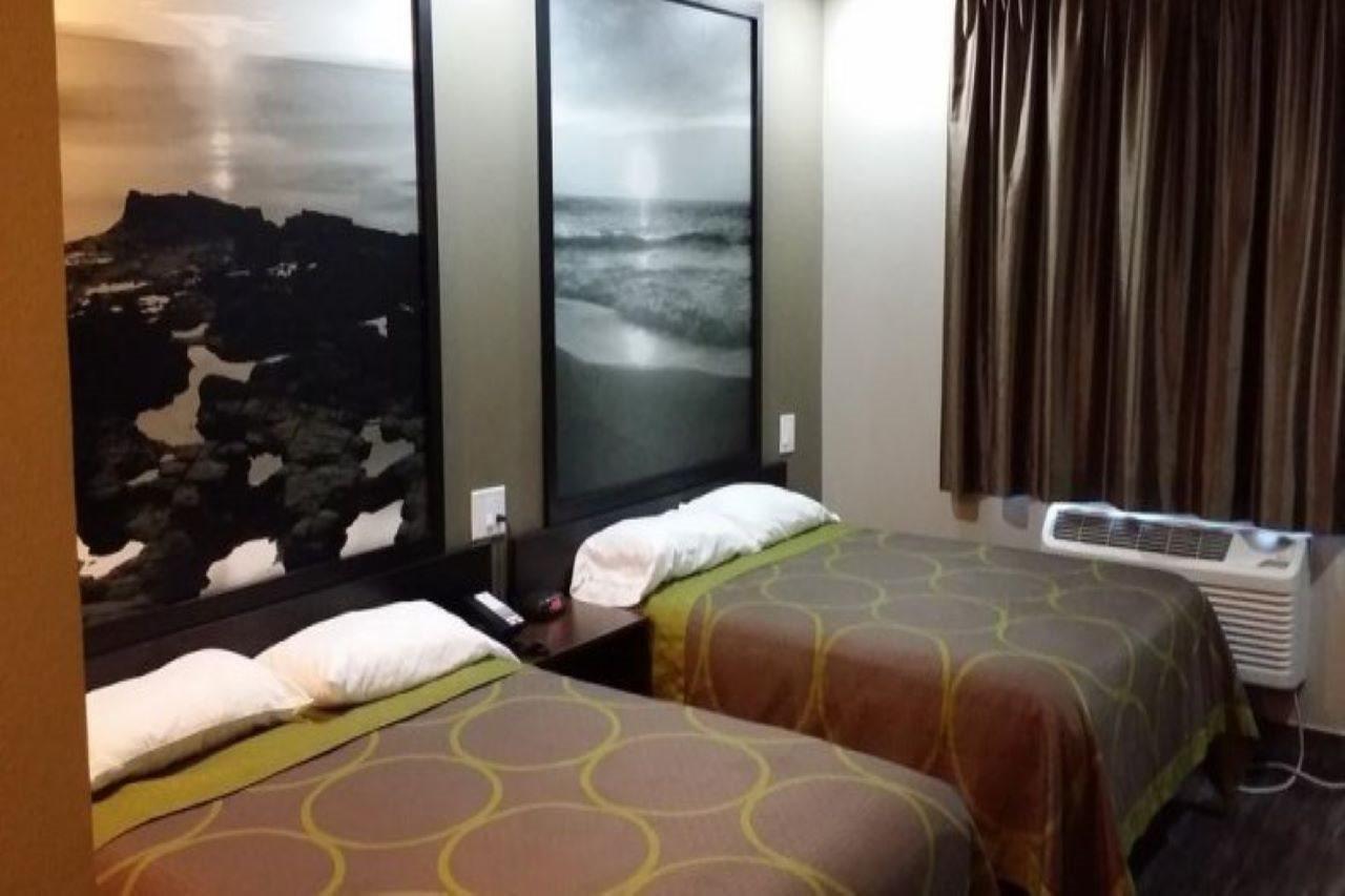 Super 8 By Wyndham San Diego/Imperial Beach Экстерьер фото