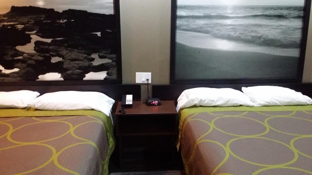 Super 8 By Wyndham San Diego/Imperial Beach Экстерьер фото