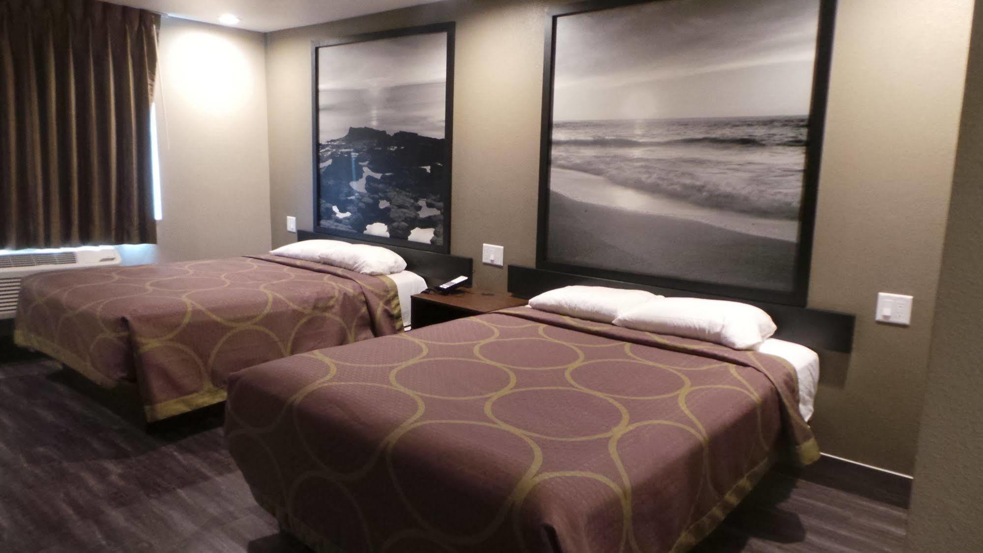 Super 8 By Wyndham San Diego/Imperial Beach Экстерьер фото