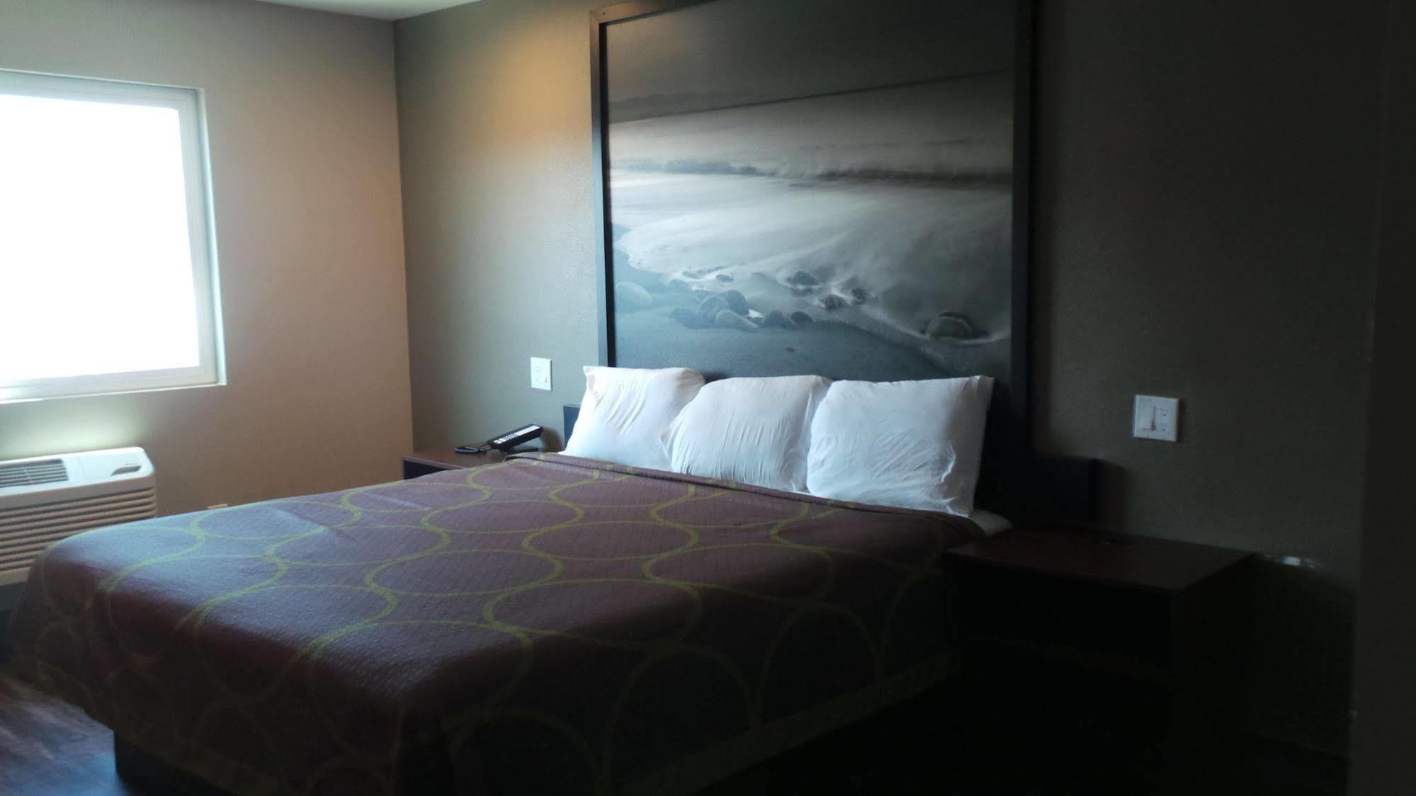 Super 8 By Wyndham San Diego/Imperial Beach Экстерьер фото